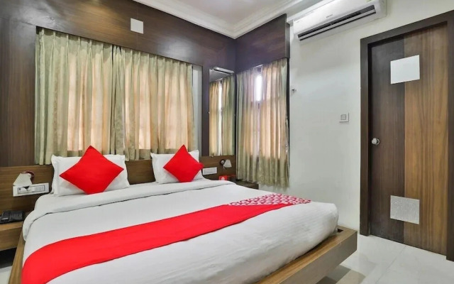 OYO 3737 Hotel City Palace