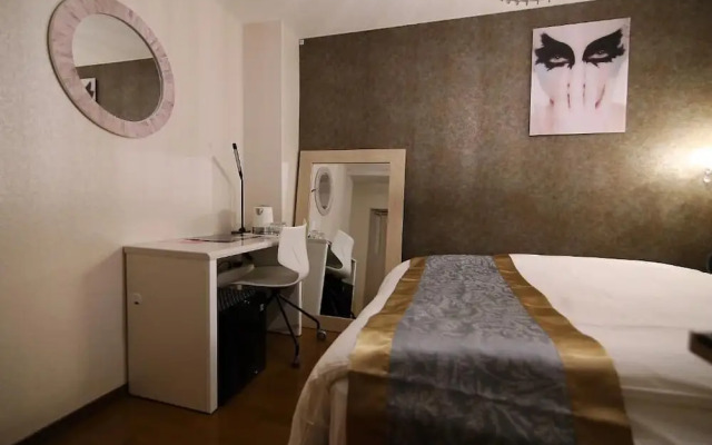 Shinjuku Global Hotel