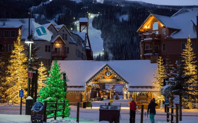 Red Hawk Lodge 2240