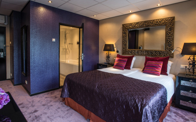 Hotel Sebastian's