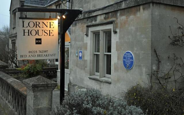 Lorne House