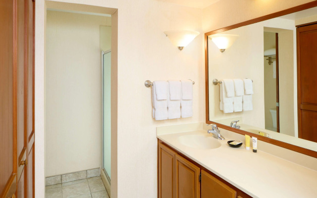 Outrigger Kaanapali Beach Resort