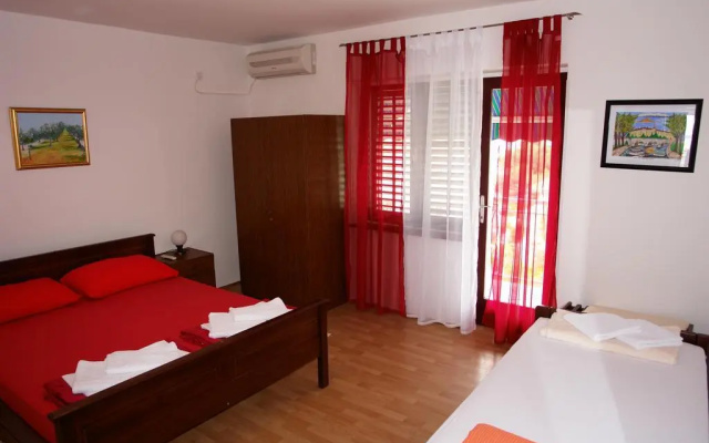 Apartment Mladen