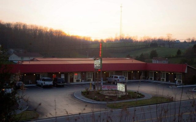 Tazewell Motor Lodge