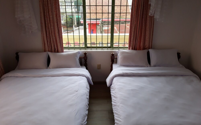 Bich Khang House