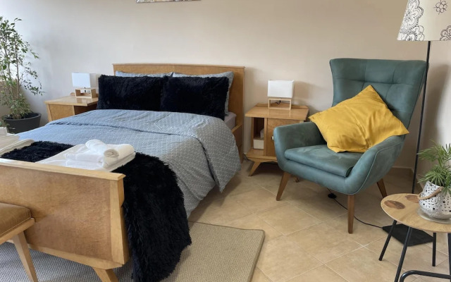 Cozy Apartment in Heart Athens Near Metro Fix 100m