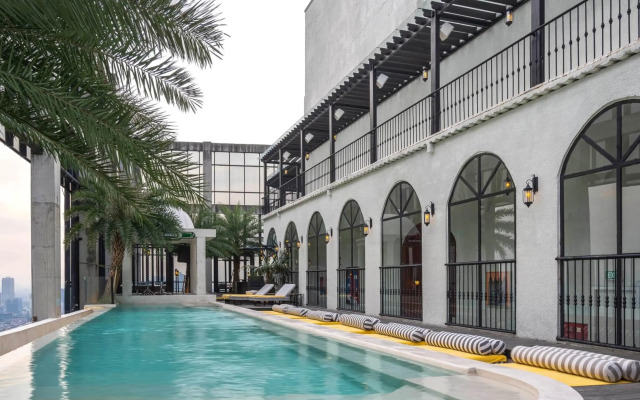 The Orient Jakarta, a Royal Hideaway Hotel