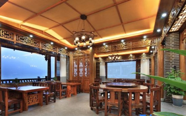 Xia Tiruijing Homestay (Longji Jinkeng Daguzhai Terrace Observation Deck) – Restaurant – Guilin