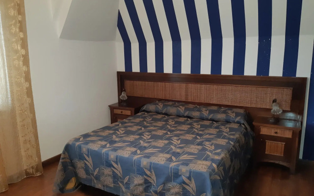 Bed and Breakfast Coral Blue