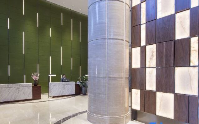 Wassim R Hotel