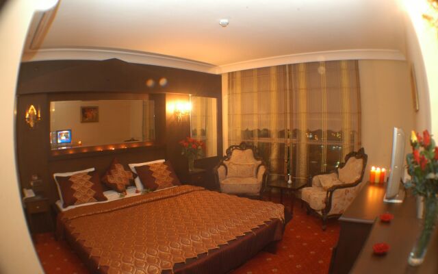 Saren Otel