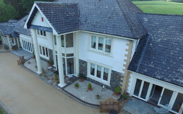 Plas Y Dderwen