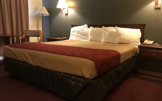 Rodeway Inn Winslow I-40