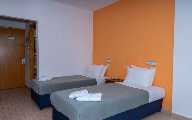 Kardamili Beach Hotel