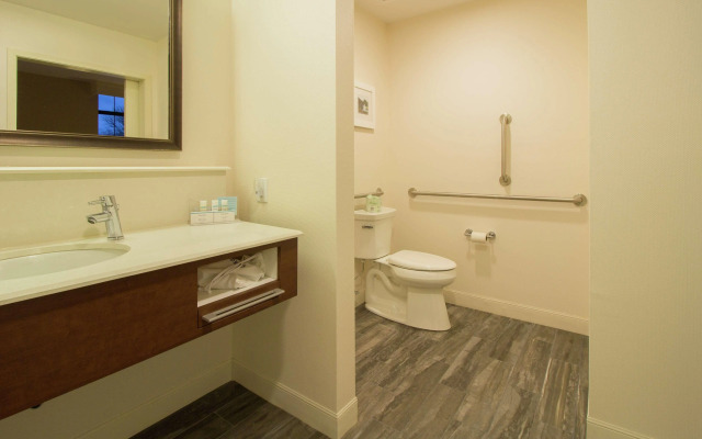 Hampton Inn & Suites Cazenovia