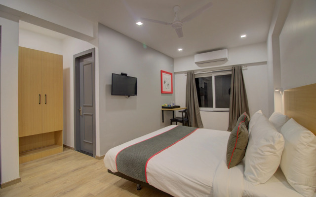 OYO Townhouse 092 Hotel Ashray Residency