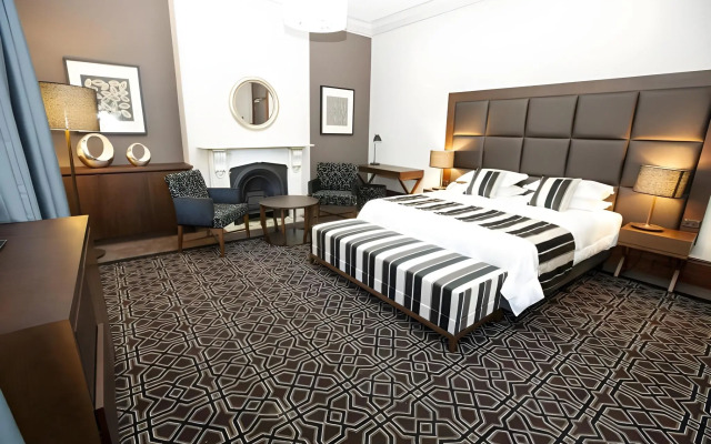 Avonmore on the Park Boutique Hotel