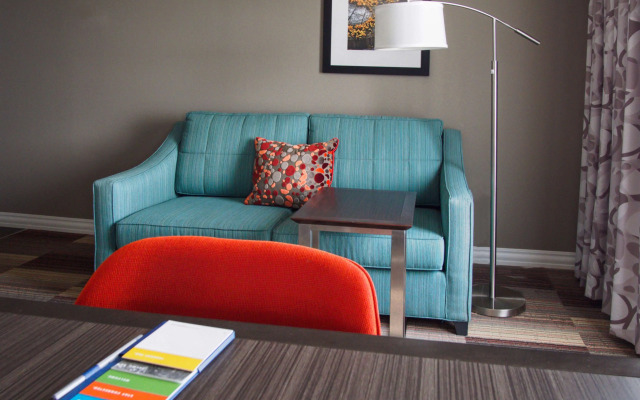 Hampton Inn & Suites Moore