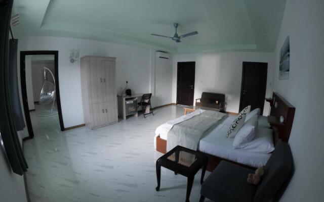 Clouds Beach Retreat Laamu