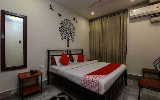 OYO 4221 Uttam Guest House