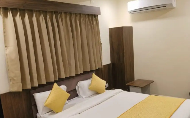 Hotel V R Villa