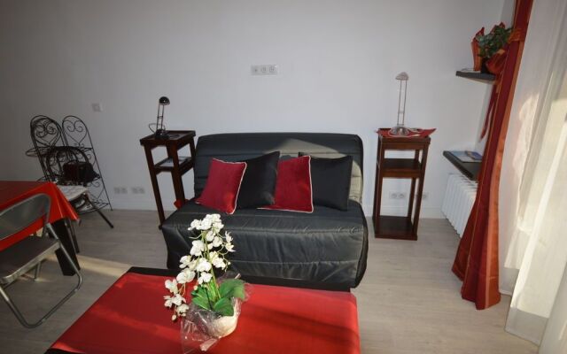 Beau Studio avec terrasse Sud- Haut Suquet