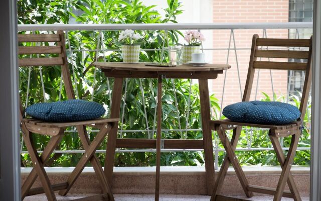 Cozy and Bright Apartment in Kolonaki