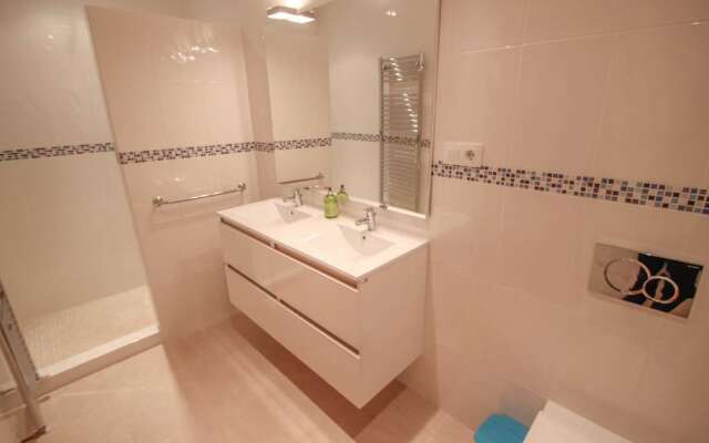 Sola - pretty holiday property with garden and private pool in Benissa