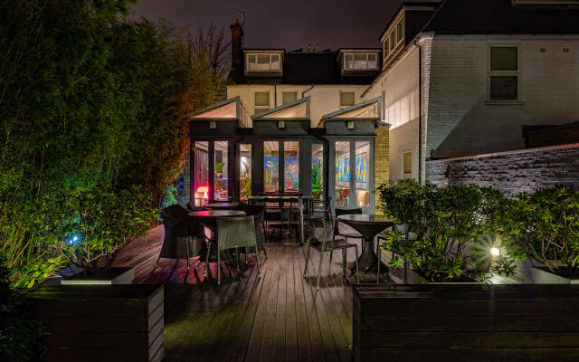 Hotel 55
