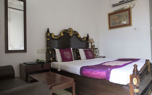 Hotel Sea Palace By OYO Rooms