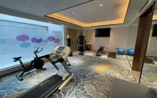 Lixiang Hotel (Funing Hong Kong Road Branch)