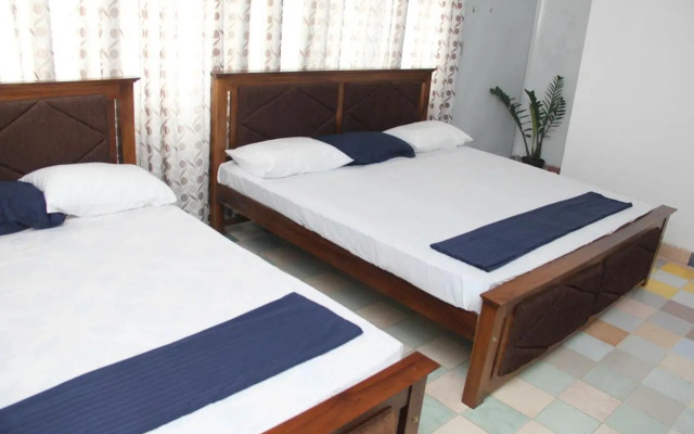 Kingfisher Family Guest & Hostel