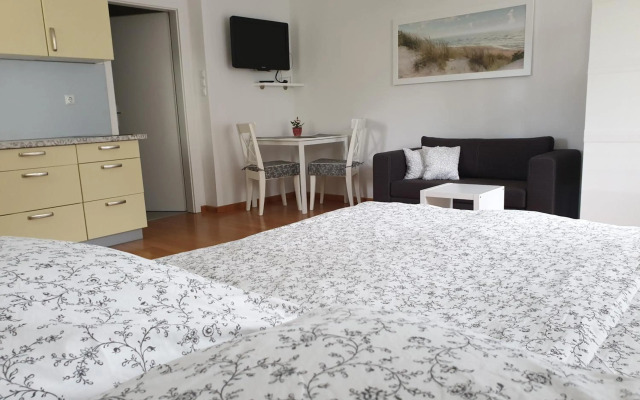 Studio EMMA Ljubljana - FREE parking, AC, Wifi