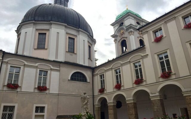 Gästehaus im Priesterseminar Salzburg