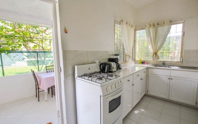 Winter Retreat 2 Bedroom Home by Bluescape