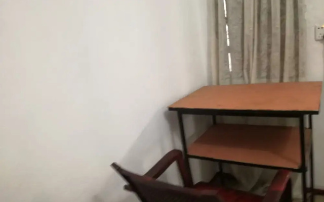 20 House Arugam