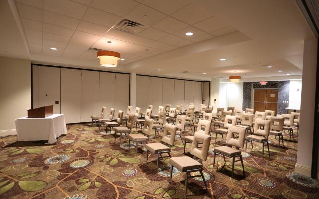 Holiday Inn Morgantown - University Area by IHG