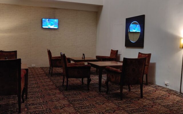 Hive Panipat Hotel