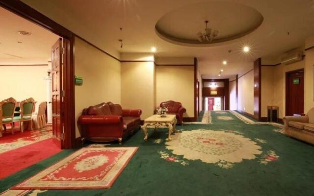 GreenTree Alliance Guangdong Shenzhen Pinghu Avenue Jingdu Town Hotel