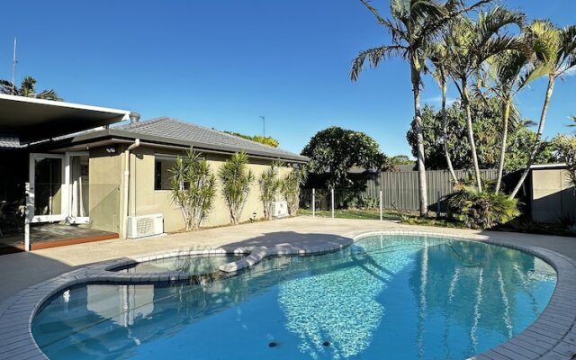 Tranquil Scape-Villa with Pool