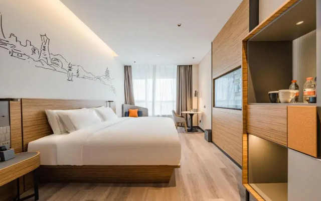 UrCove Hangzhou Riverside CBD