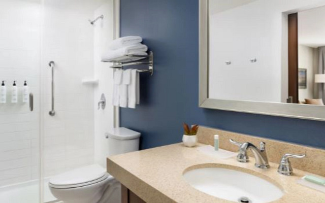 Fairfield Inn & Suites by Marriott Key West at the Keys Collection
