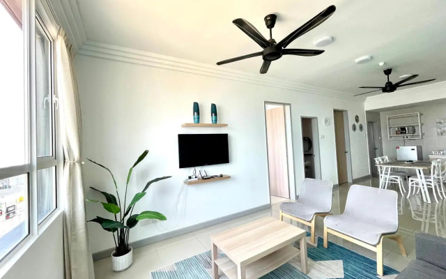 New Seaview Families Suite - Breezy Blue