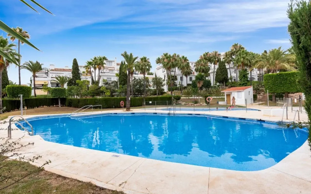 Amazing Pool and Garden Apartment by Costarentals - Ref 253