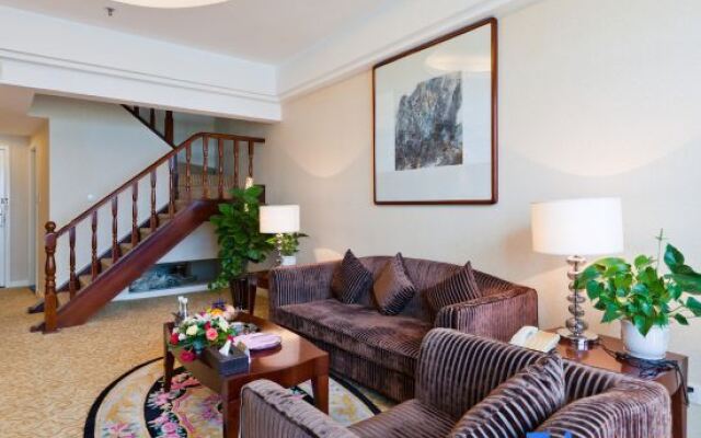 Cohere Hotel