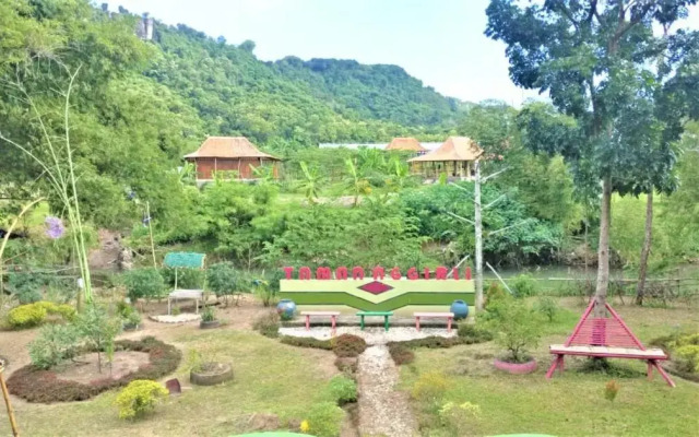Taman Nggirli Camping & Play Ground