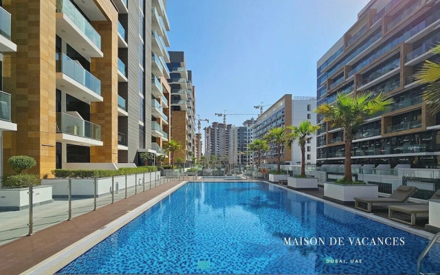 Pool View Studio 10mins From Dubai Mall