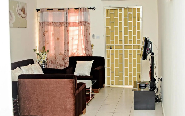 Regimanuel Apartments - Kwabenya