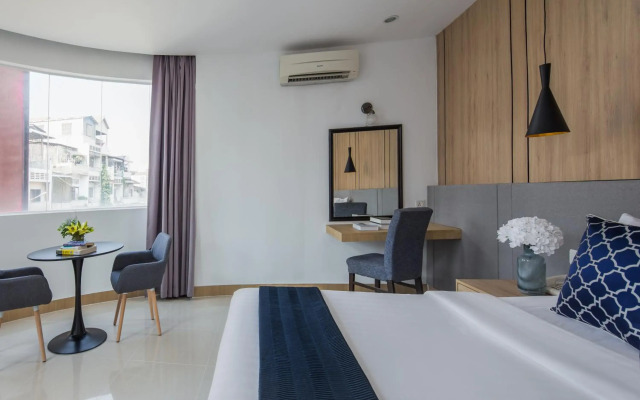 Altos Hotel