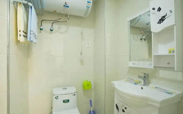 Xin Wo Hotel Apartment Railway Station